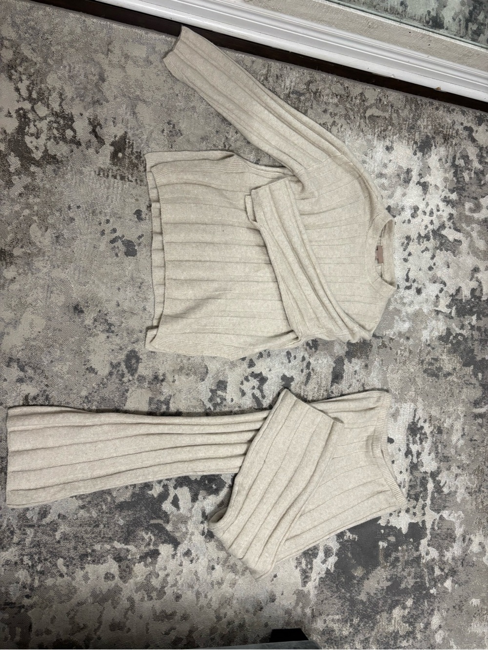 H&M Ribbed Cream Crewneck Sweater & Pants